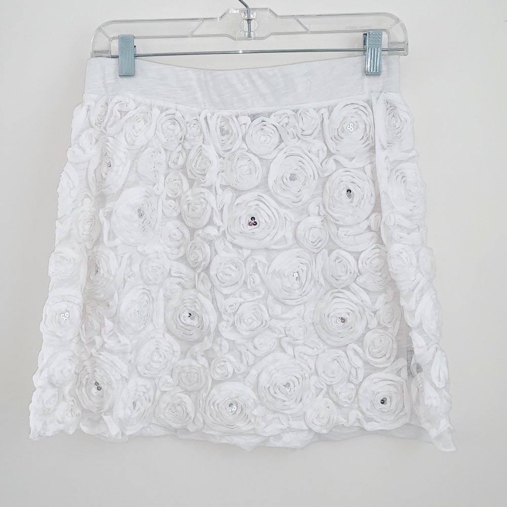 I.N.C. White Rose Mini Skirt Sliver sequin Elastic Waist 100% Cotton Lightweight